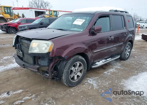 2011 Honda Pilot Touring из США, поврежденный, VIN 5FNYF4H93BB081804